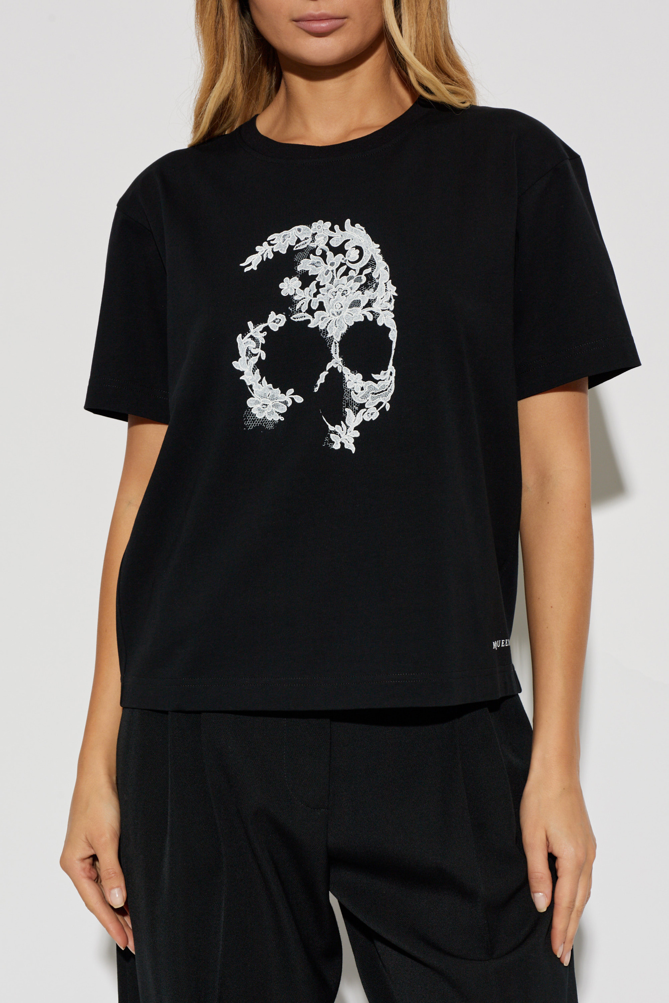 Alexander McQueen T-shirt with a distinctive skull motif | Women's